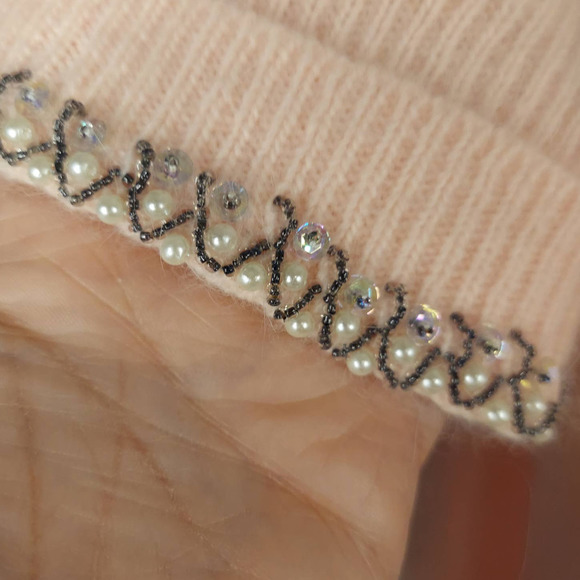 Vintage Fuzzy 50s Pink Beaded Lambswool Angora Sweater Size Large - Picture 8 of 8